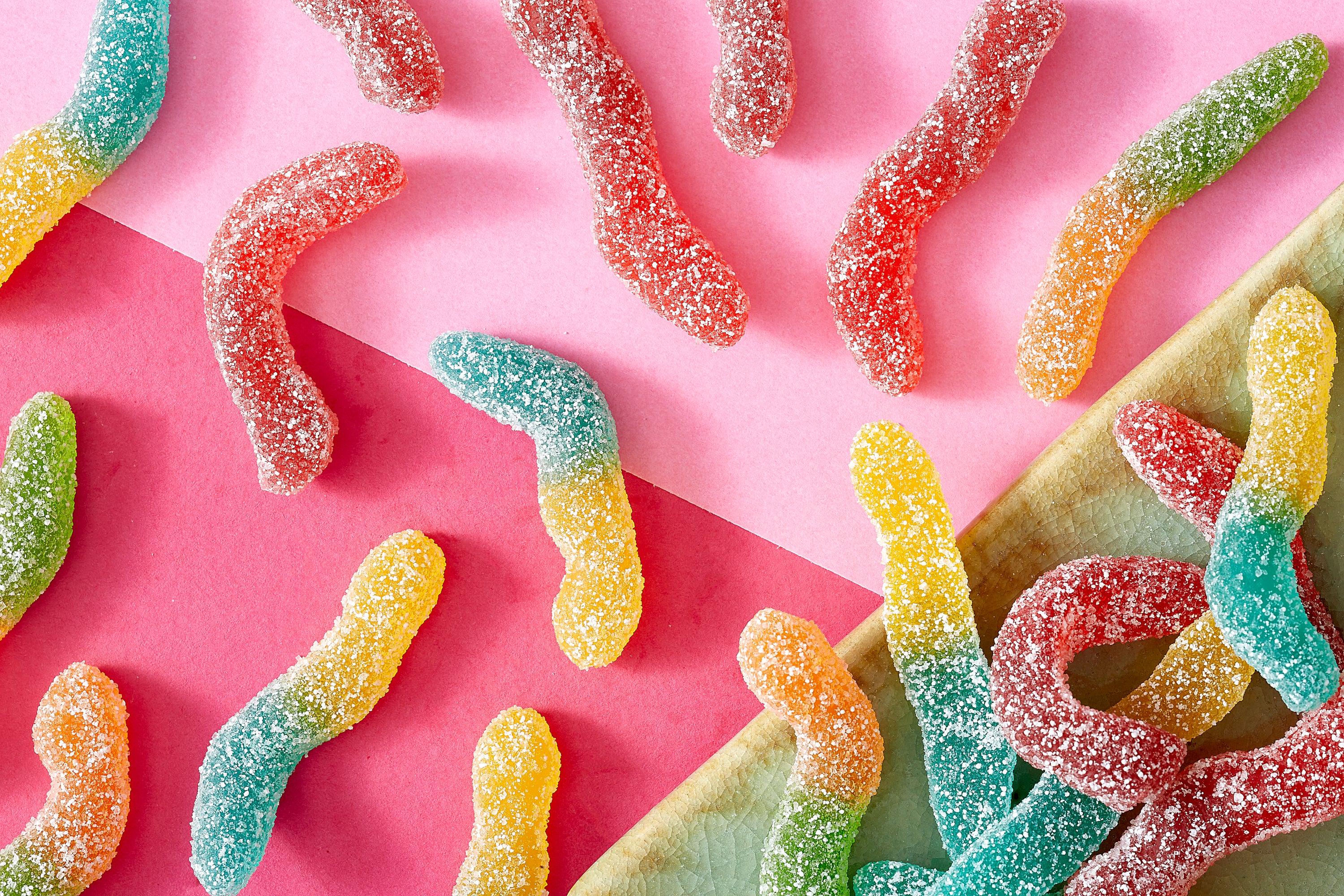 Buzz Sweets Super Sour Worms | Kids Bags